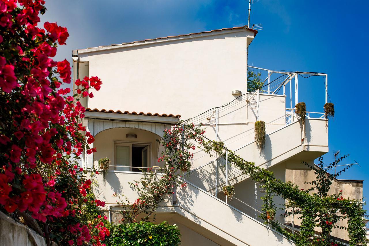 סן אנג'לו Reggine Holiday Apartments מראה חיצוני תמונה